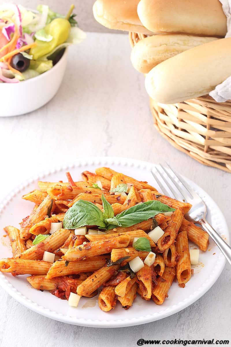 Instant Pot Caprese Pasta