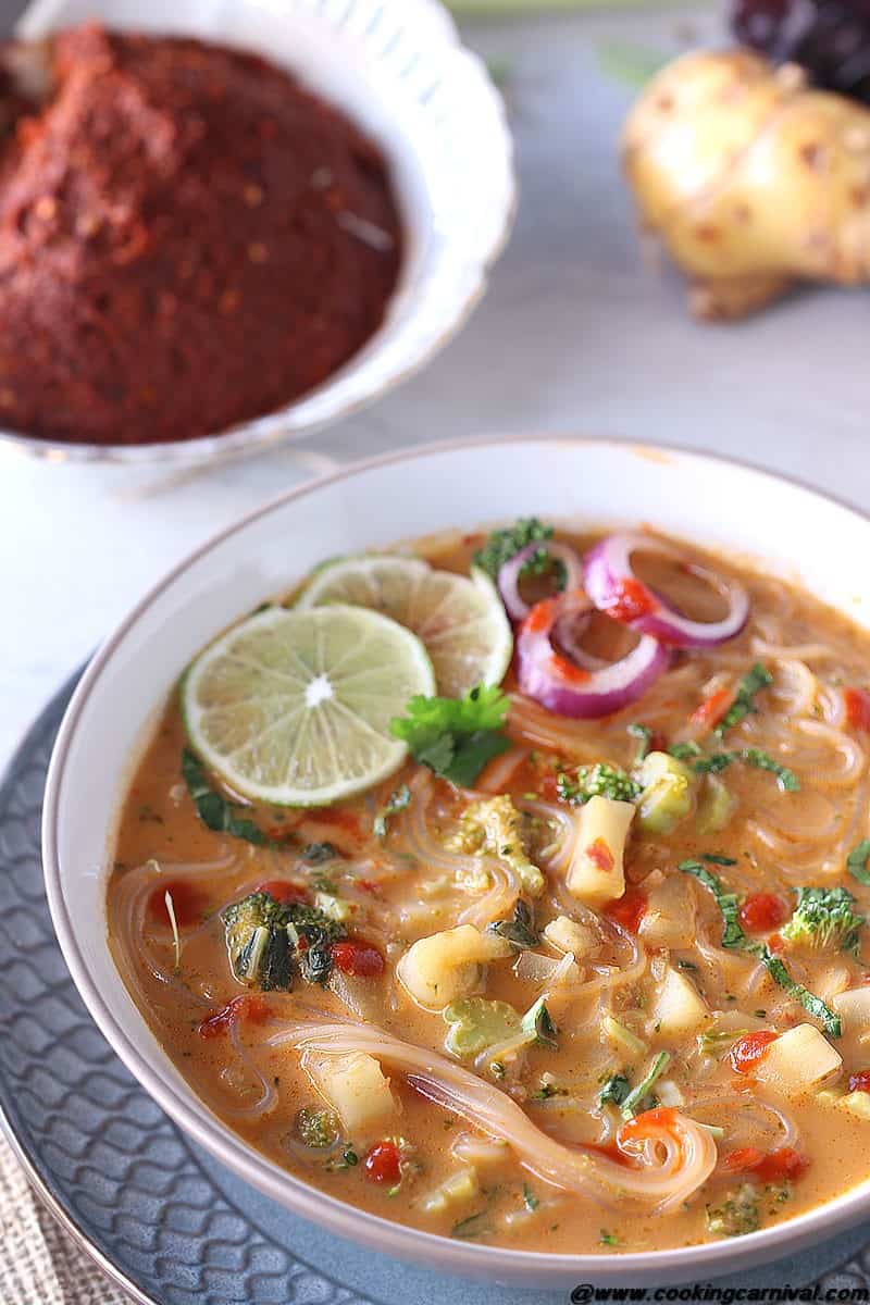 Vegetable Thai Curry Noodle Soup