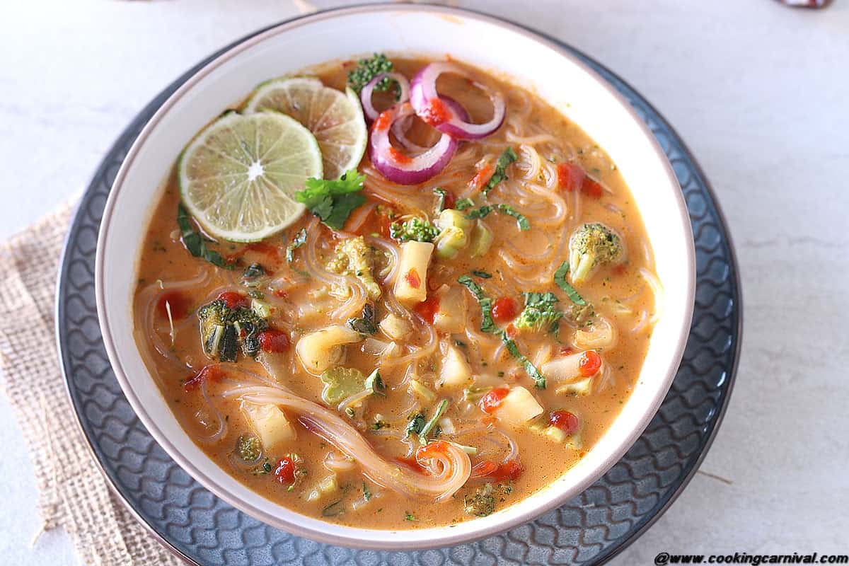 Vegetable Thai Curry Noodle Soup