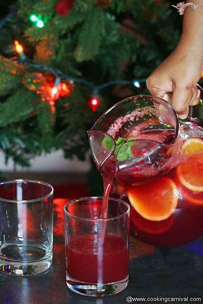 serving Non-alcoholic sangria in a glass