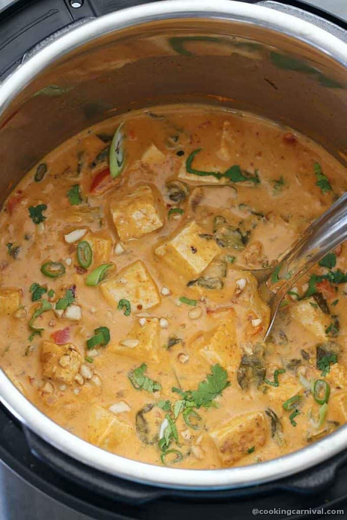 vegetable tofu thai peanut curry in instant pot