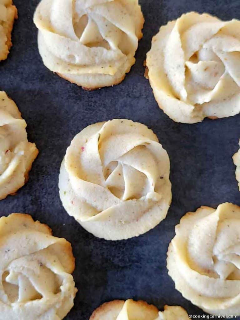 close up of Thandai Melting Moment Butter Cookies