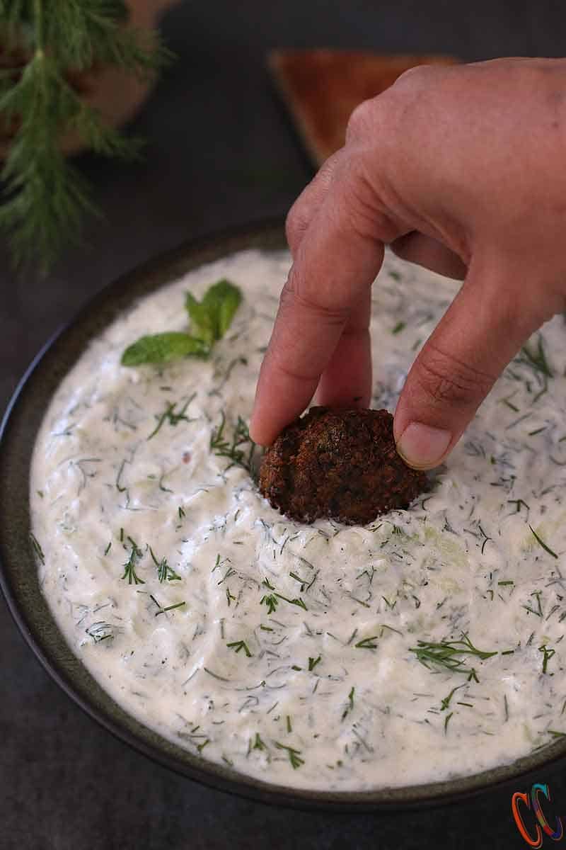 tzatziki Sauce | Creamy, Rich and Smoothe Tzatziki Dip | Yodurt Dip