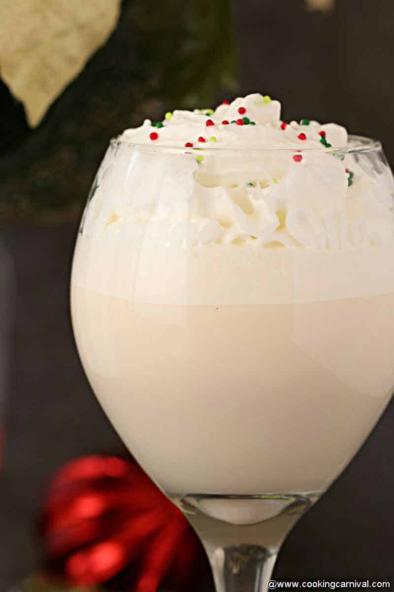 White Christmas Punch close up