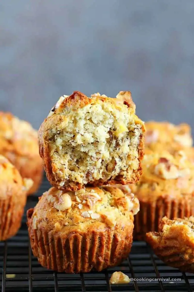 Eggless banana walnut muffins