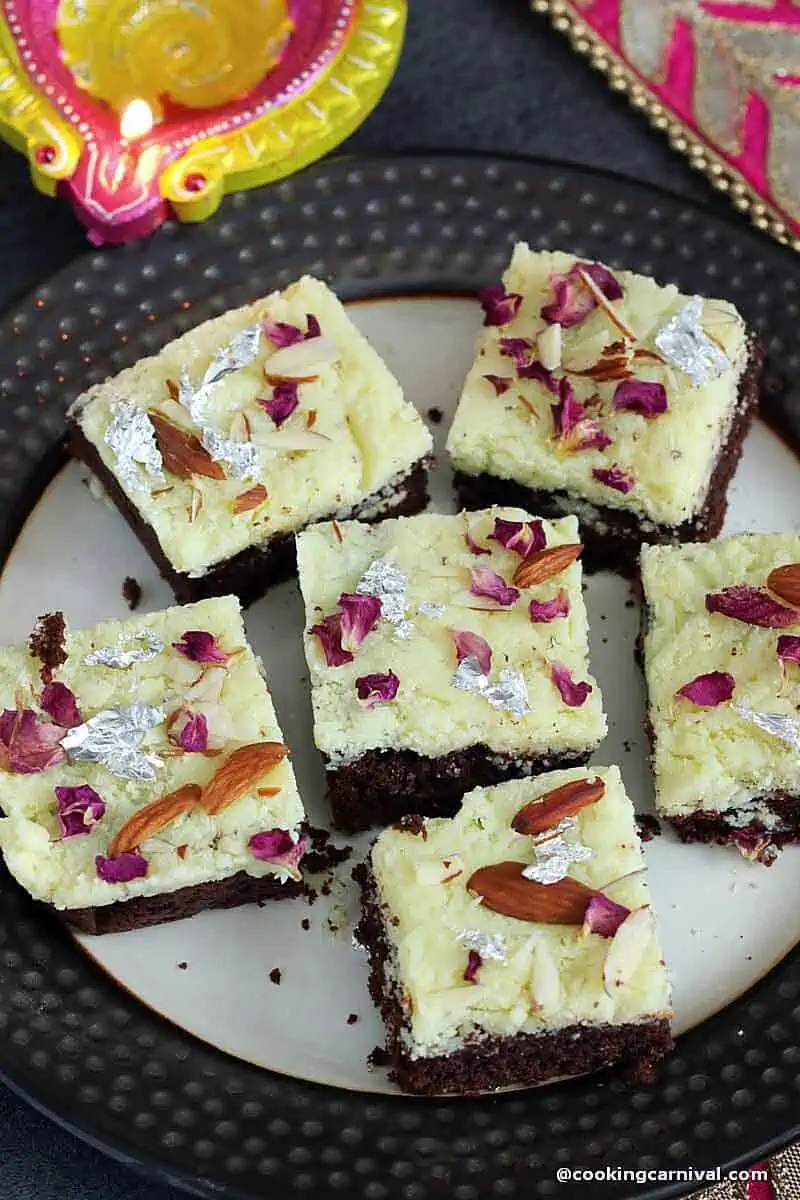 Brownie burfi serve in a plate.