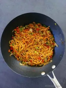 noodles stuffing for samosa in a wok