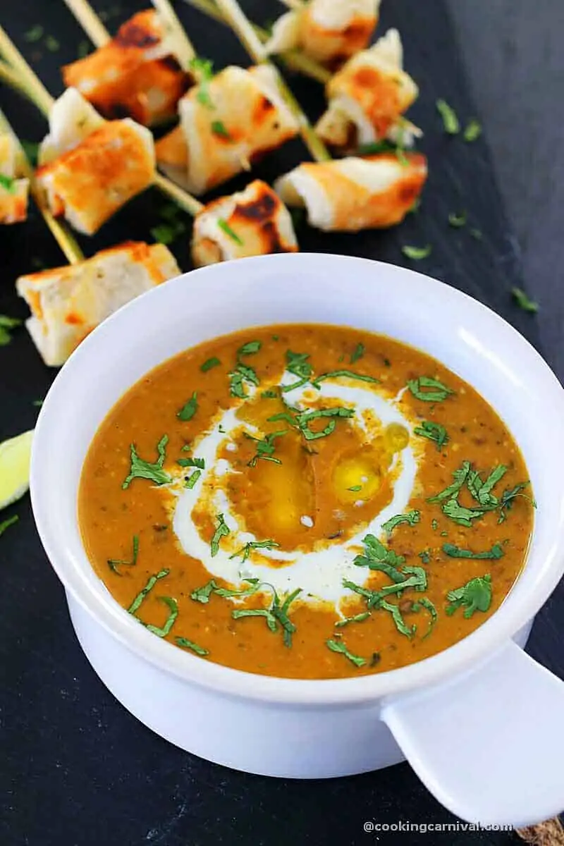 Dal makhani fondue in a pot