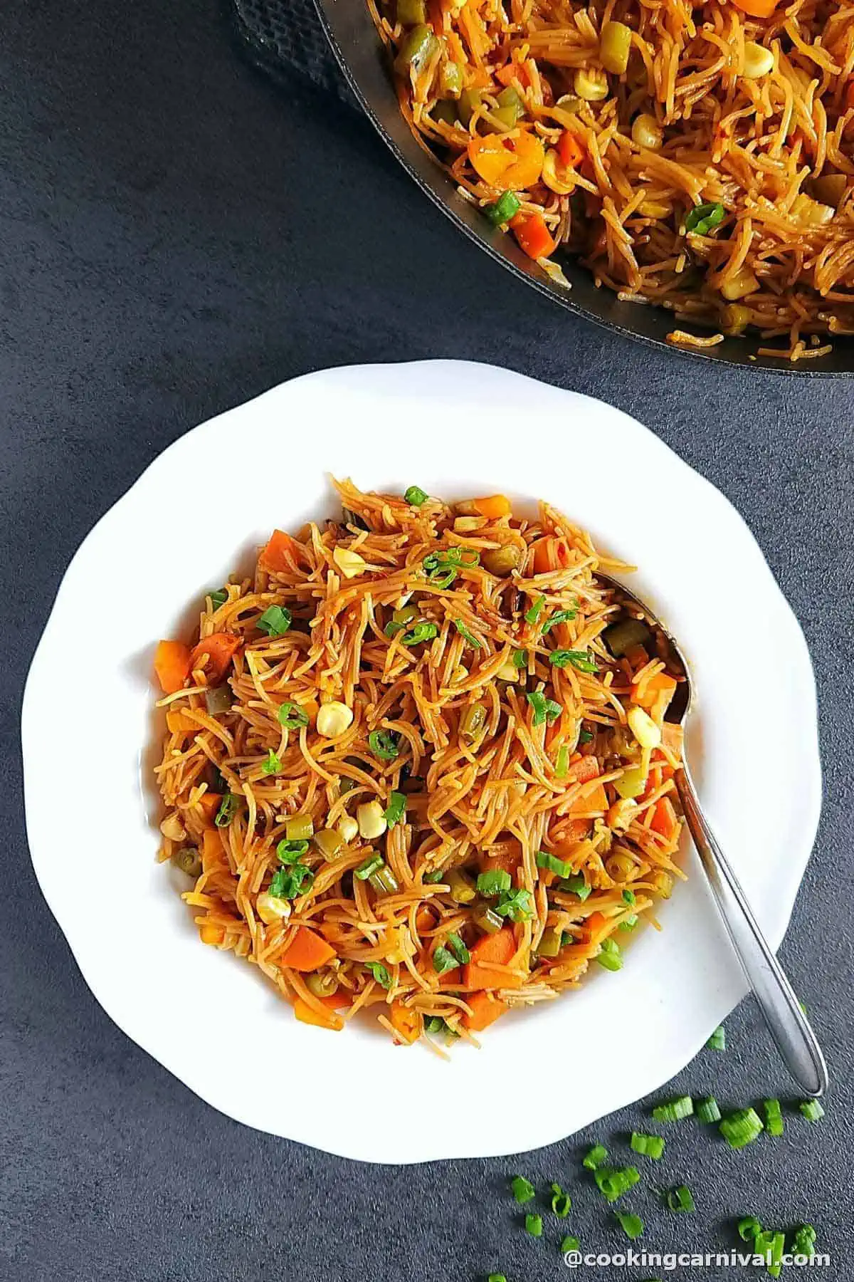 Chinese Vermicelli served in a white plate