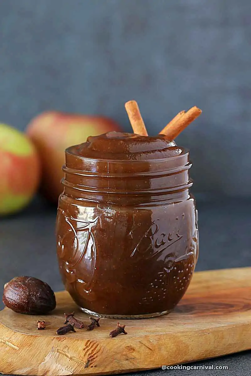 Apple butter in mason jar