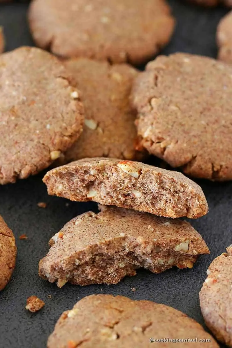 showing inner texture of ragi biscuits.