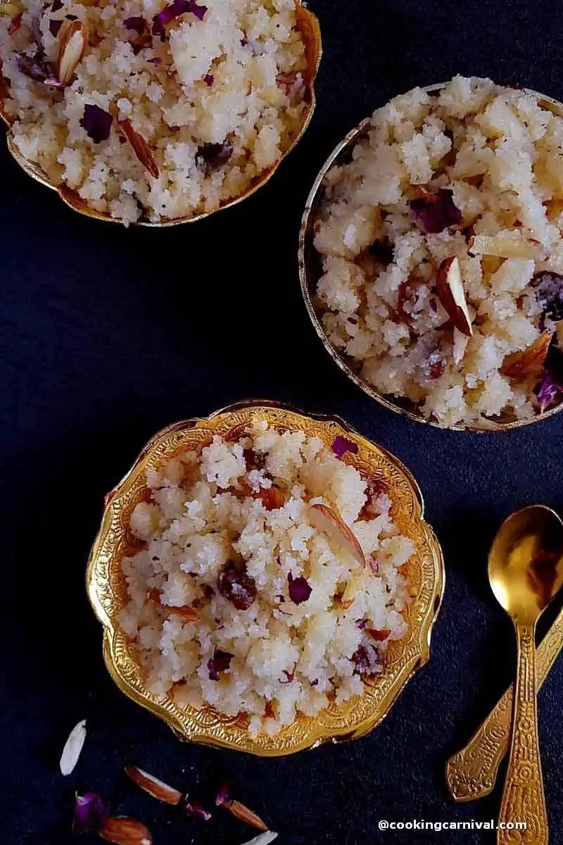 Sooji halwa in 3 traditional bowl