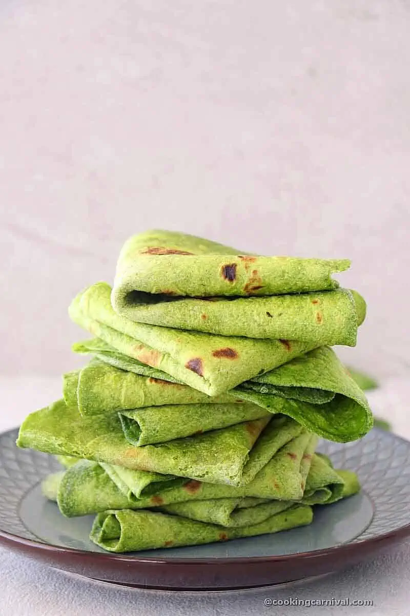 pile of soft spinach tortilla